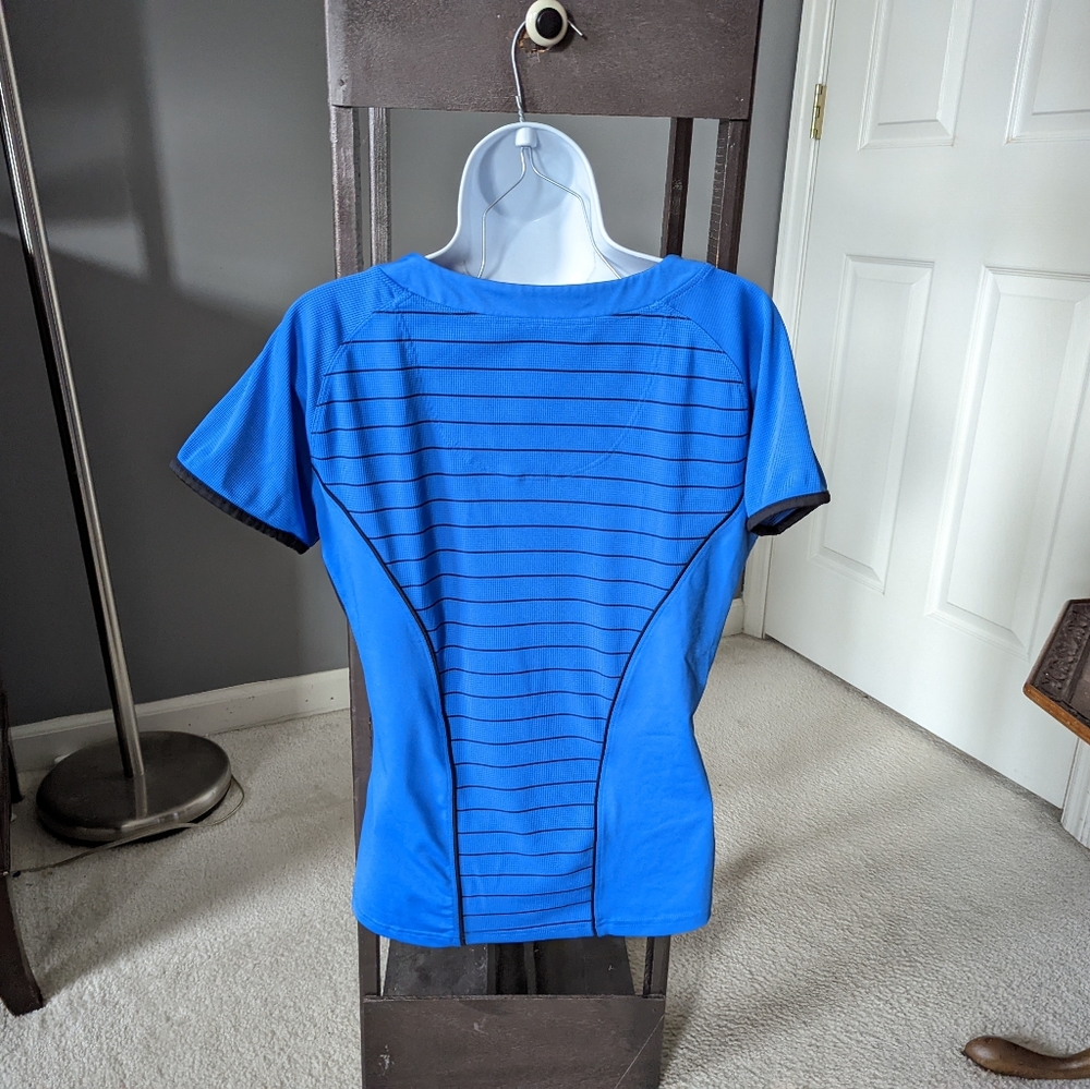 Bolle Blue Fitted Active Shirt Size Large - Picture 5 of 9